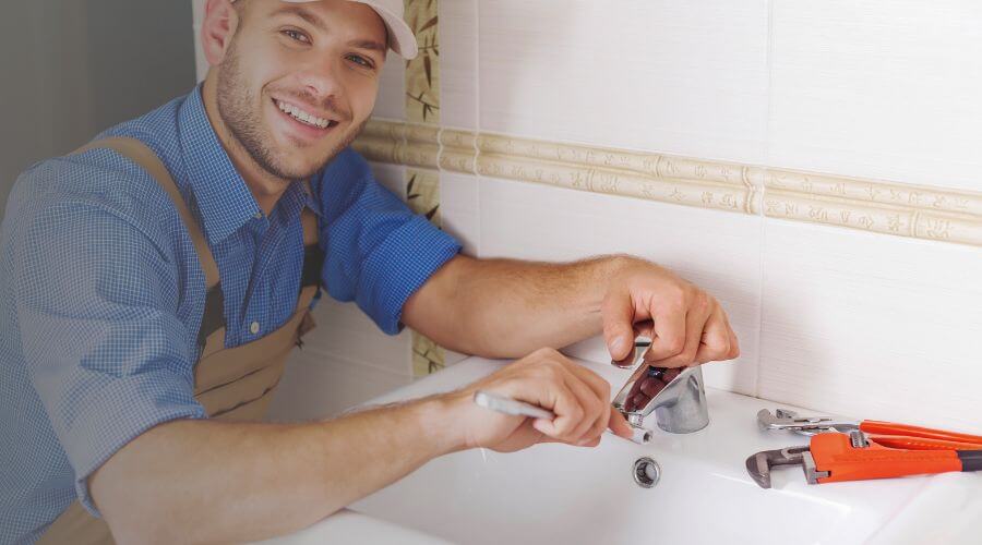 Handle or spout repair in La Place, LA